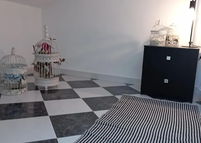 Zawaiaroom ホームステイ