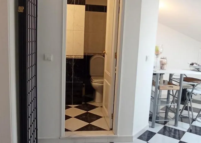 ホームステイ Zawaiaroom ラゴス