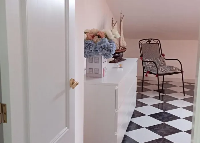 Zawaiaroom ホームステイ