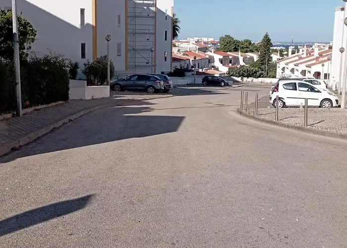 Zawaiaroom ホームステイ